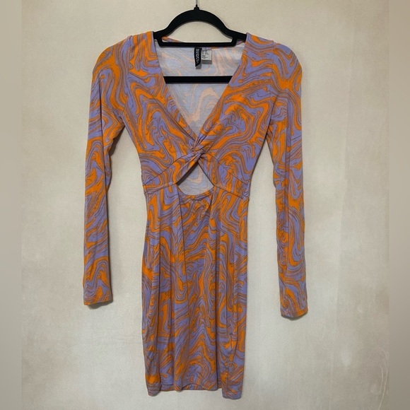 Divided EUC retro 70's swirl abstract bright print twist front long sleeve dress - Picture 2 of 4
